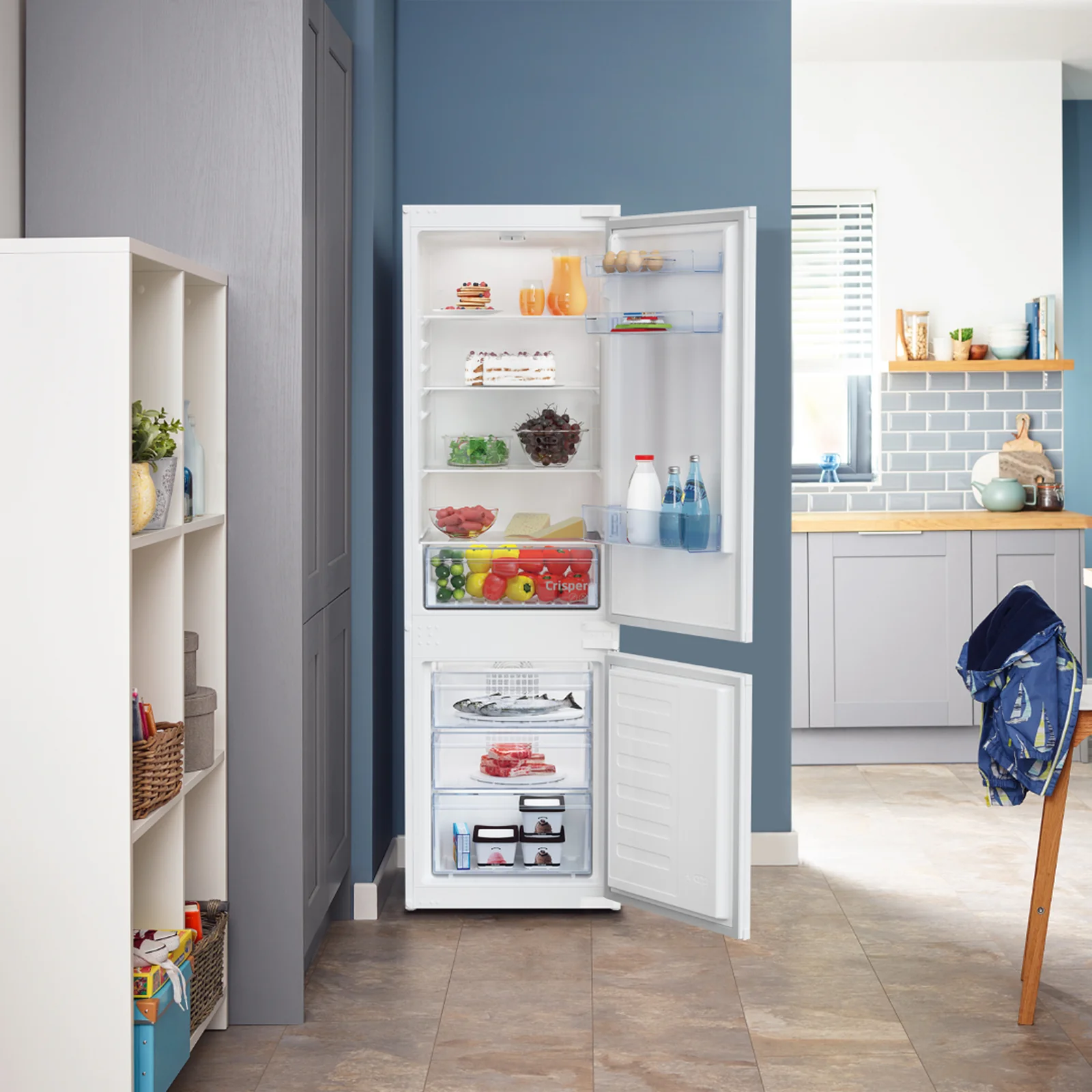 Beko BCFD473 262L Integrated Fridge Freezer
