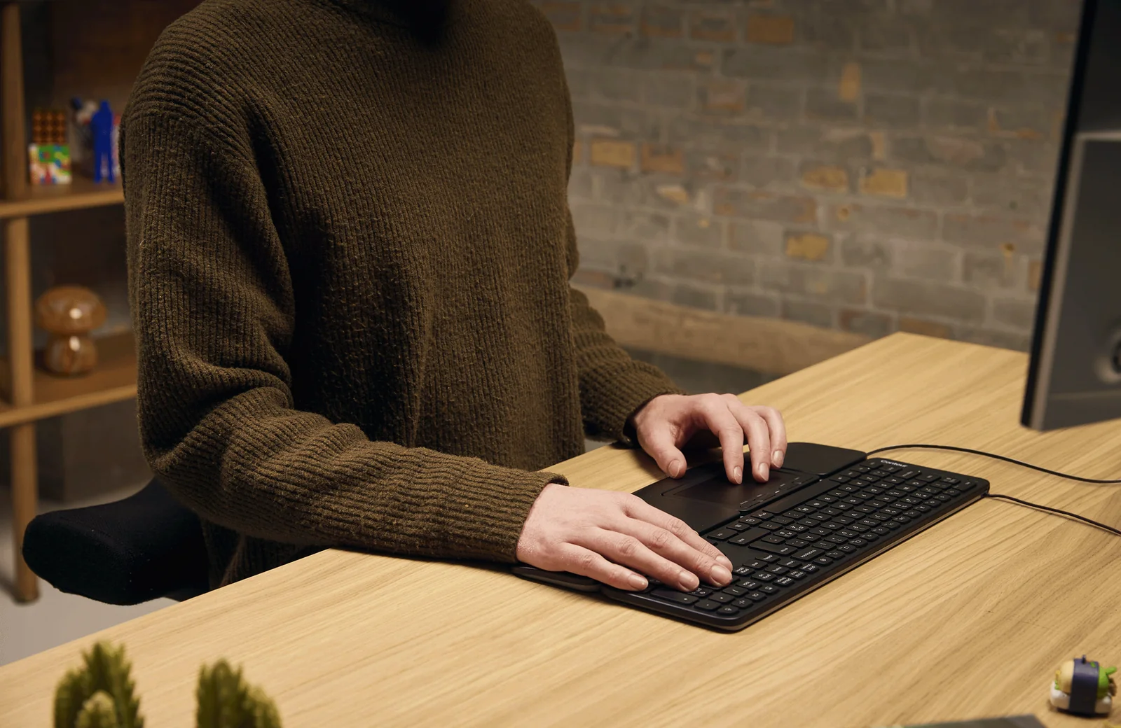 Contour Design CDTP2050BALPN2050 Keyboard Black, Nordic