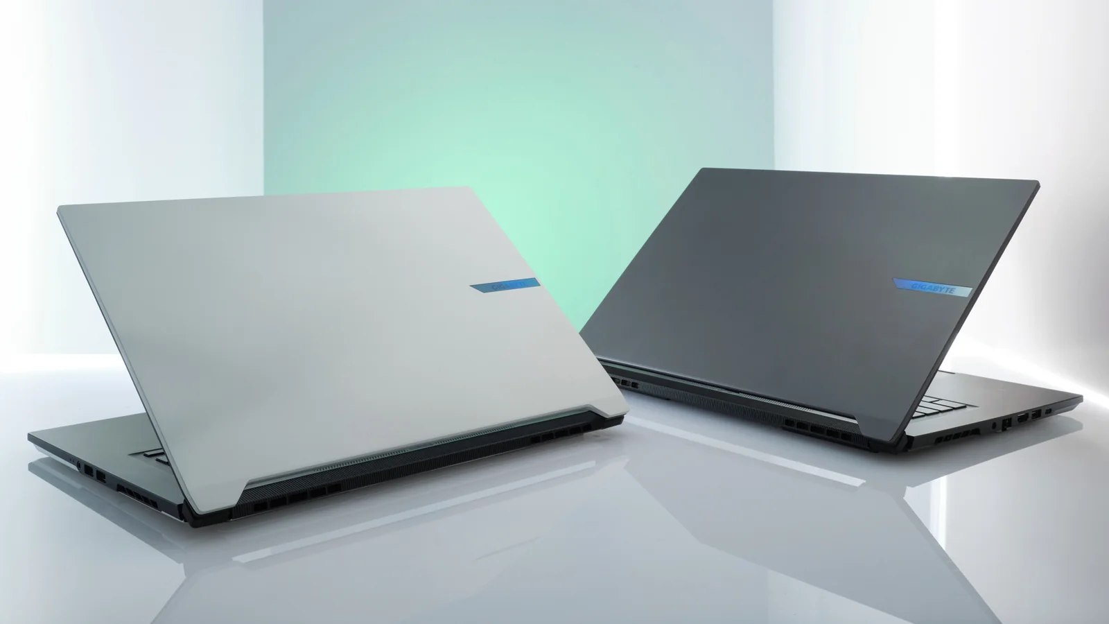GIGABYTE AERO X16 1VH93UKC94AH laptop, 16GB RAM