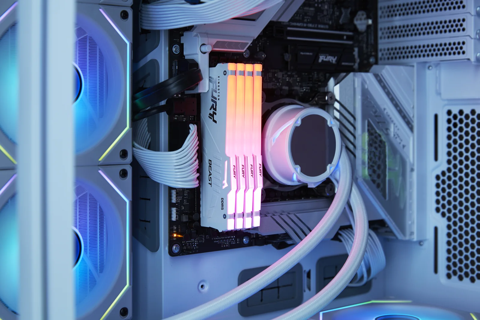 Kingston FURY Beast RGB 32GB (2x16GB) DDR5 KF560C30BWEAK2-32