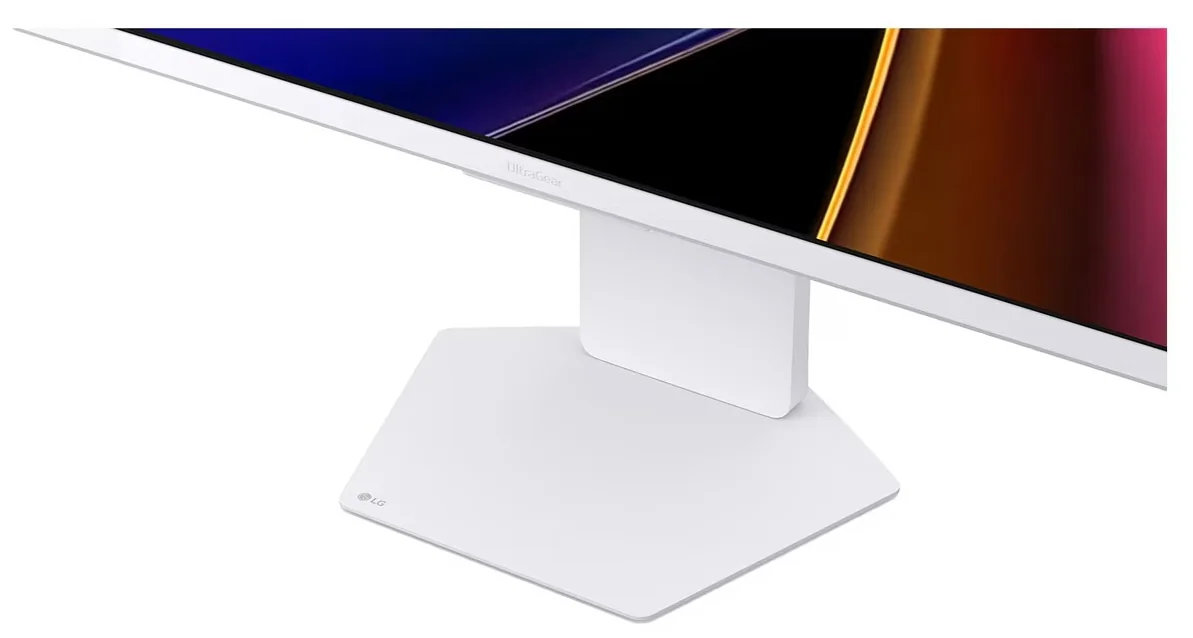 LG 32G810SA-W.AEU 32" 4K UHD IPS 144Hz Monitor