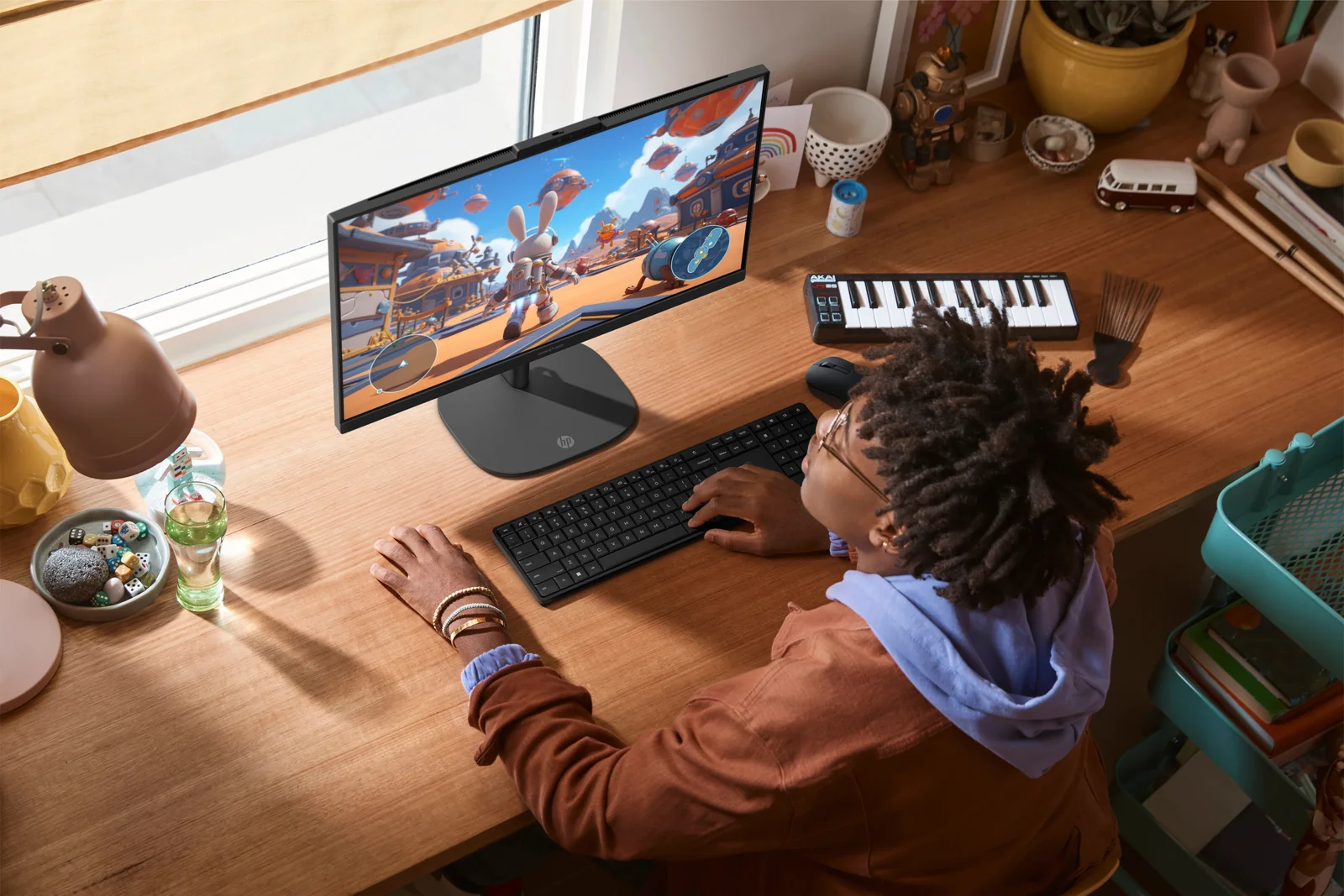 HP OmniStudio 24-cu0010na 23.8" All-in-One, Intel Core 3 100U, 8GB RAM, 512GB SSD