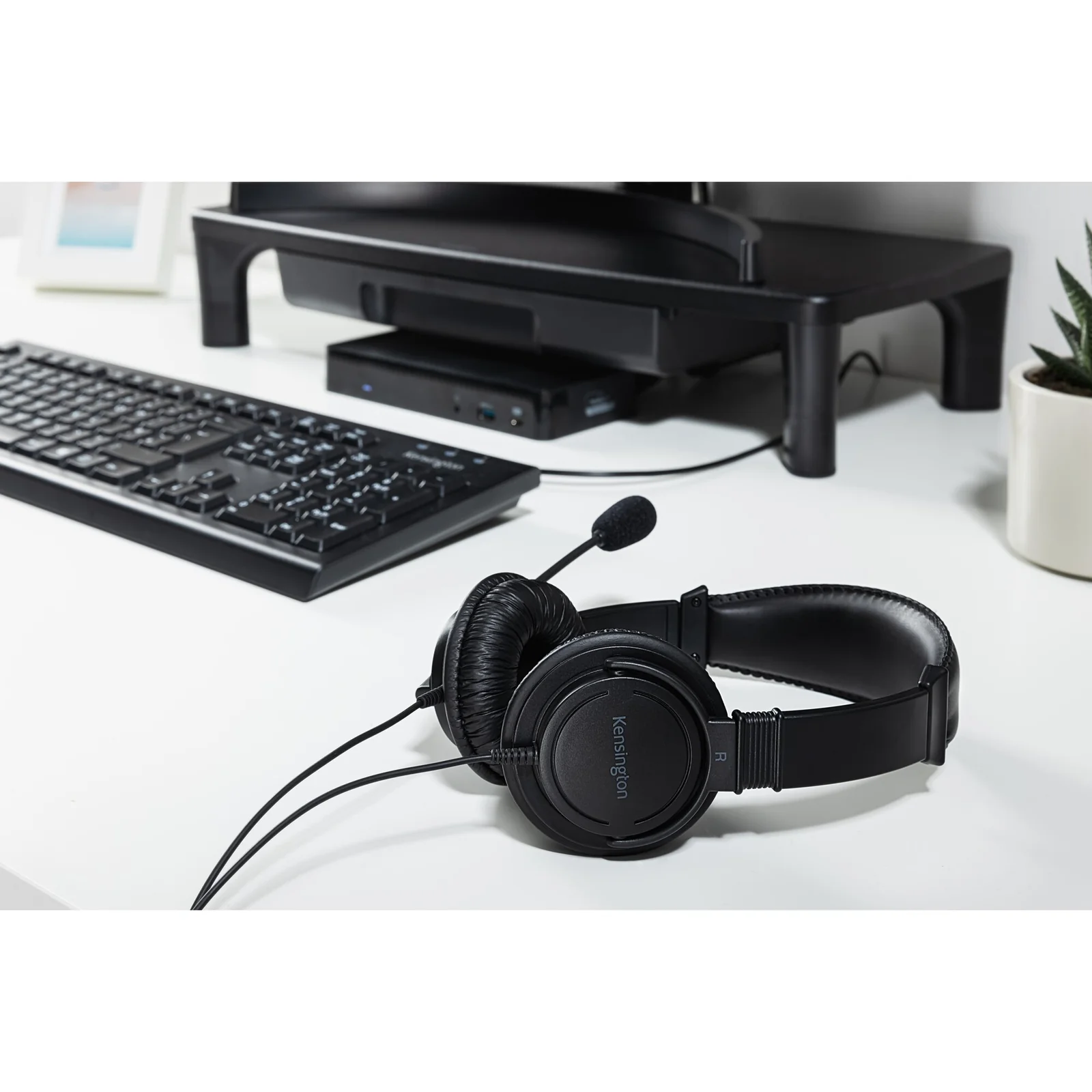 Kensington KB100 EQ Keyboard