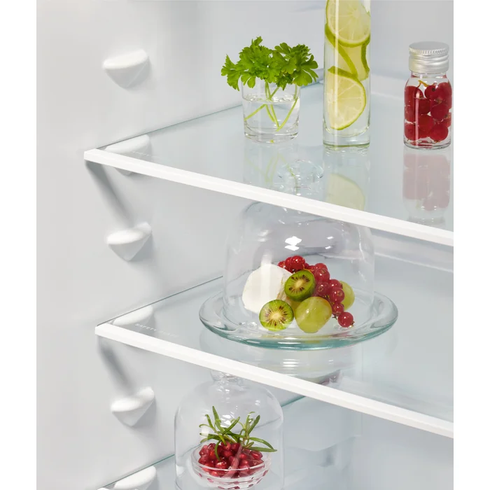 AEG Series 5000 NSC5S18ZES 198L Integrated Fridge Freezer