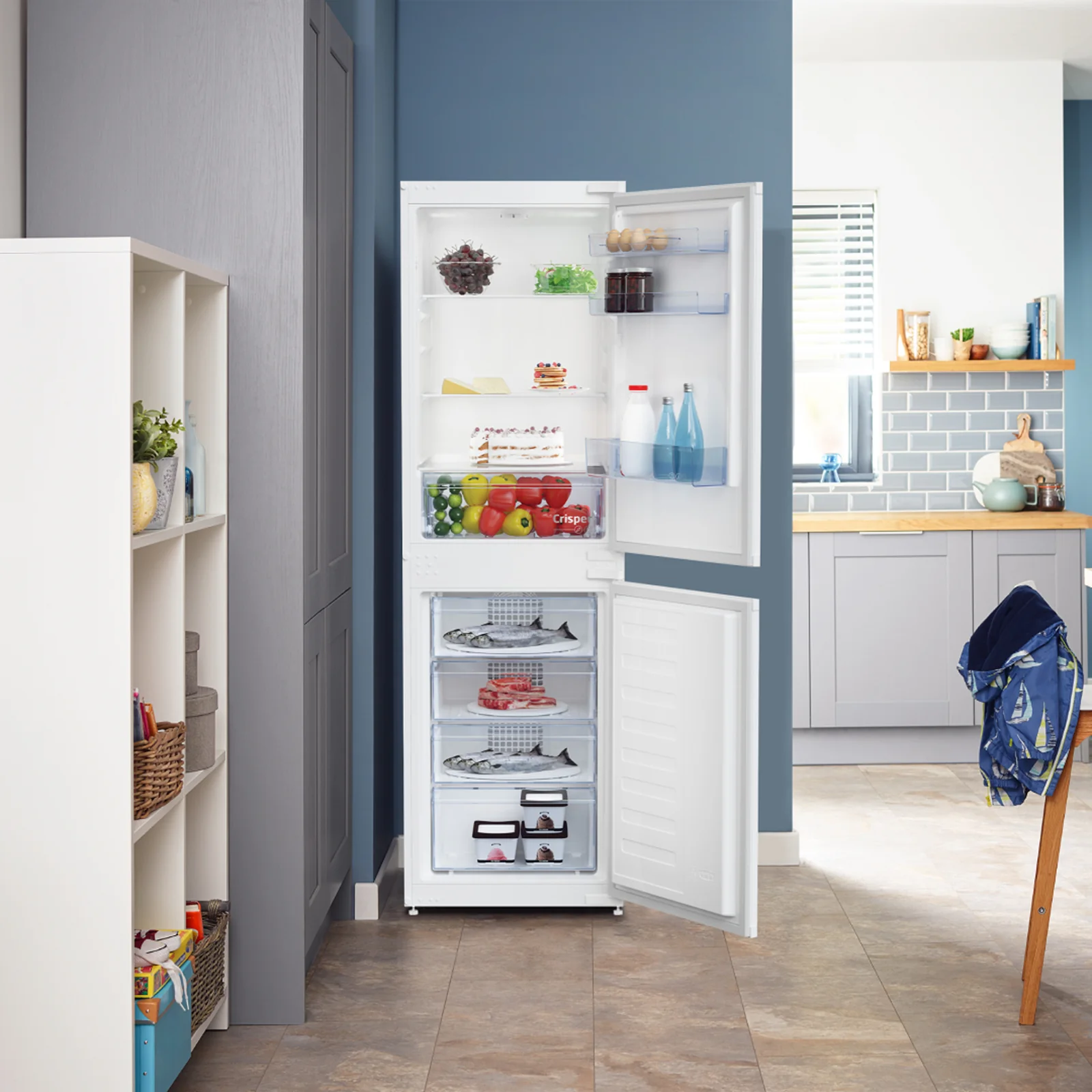 Beko BCFD450 254L Integrated Fridge Freezer