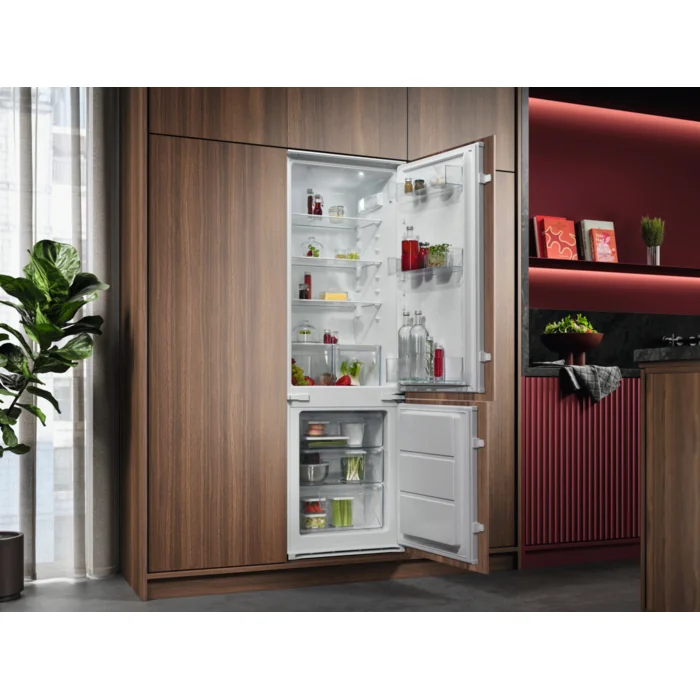 AEG Series 5000 NSC5S18ZES 198L Integrated Fridge Freezer