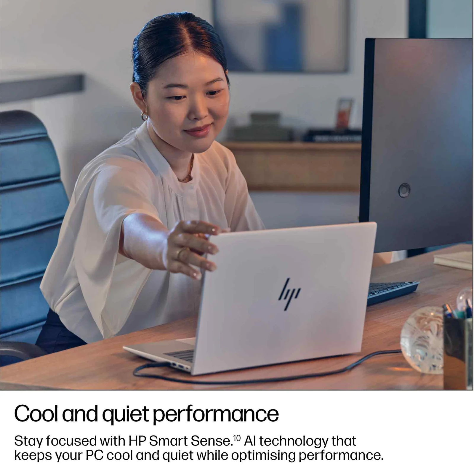 HP DX5W3AT laptop 14", 16GB RAM, 512GB SSD